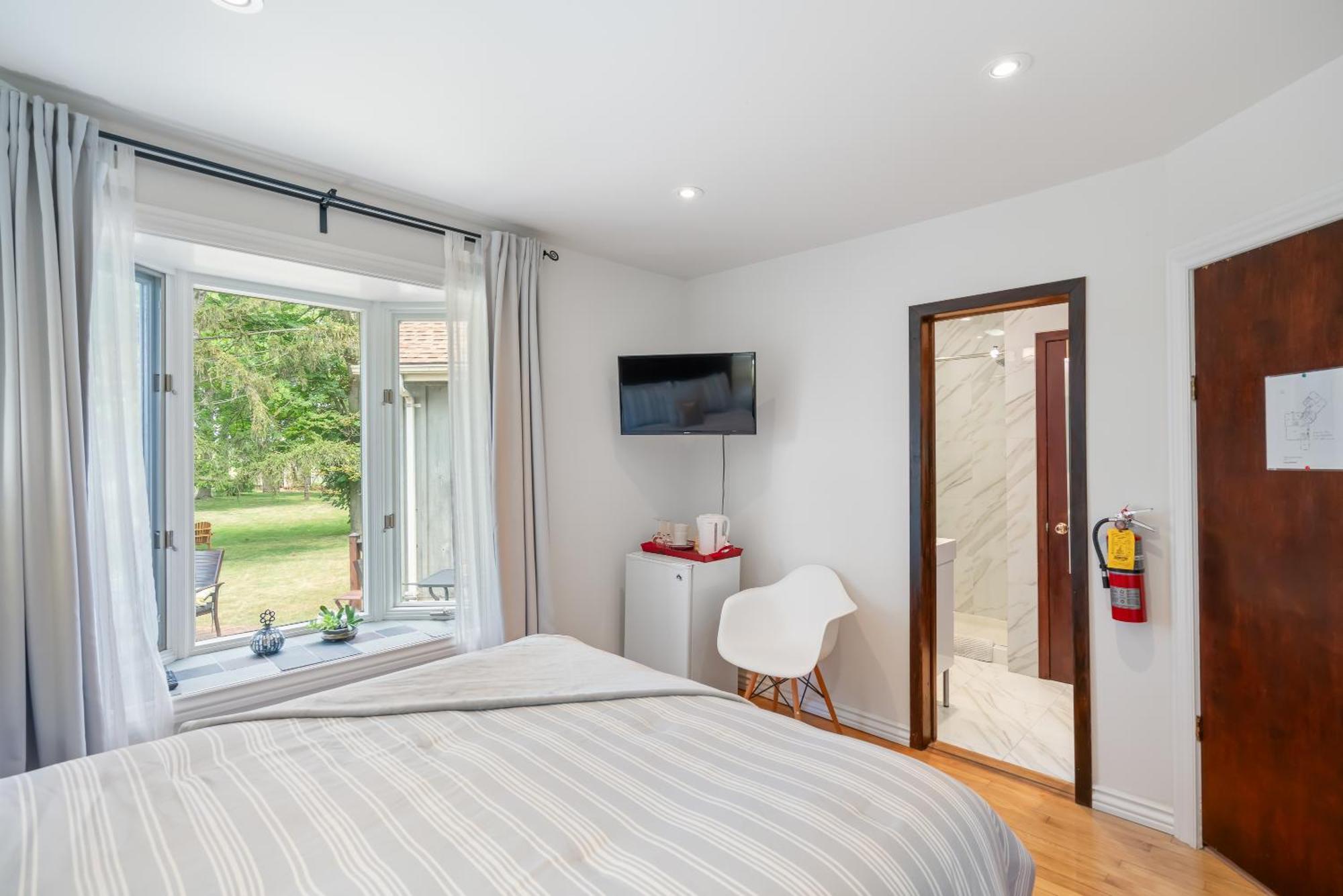 Double Room Garden View